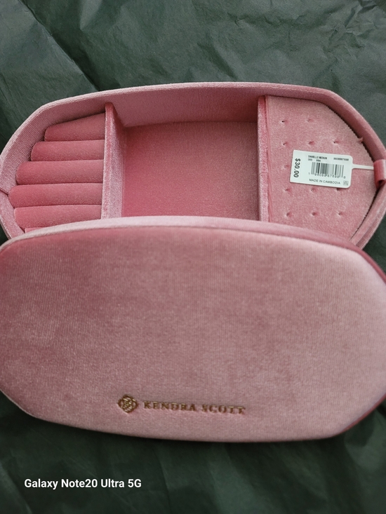 Kendra Scott Other - Kendra Scott Blush Pink Velvet Travel Jewelry Case